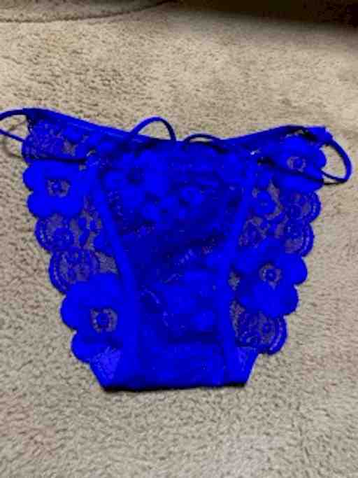 青のセクシーパンティ