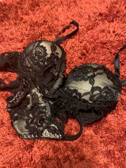 使用済みブラジャーショーツセット