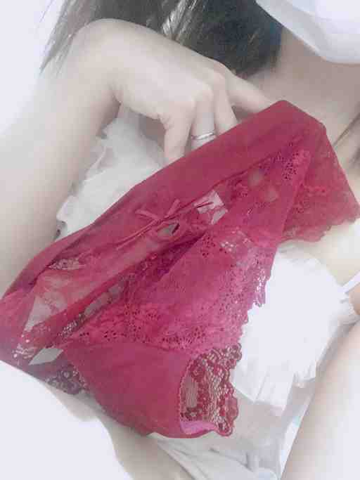 パンティ1枚＋唾液50mlプレゼント