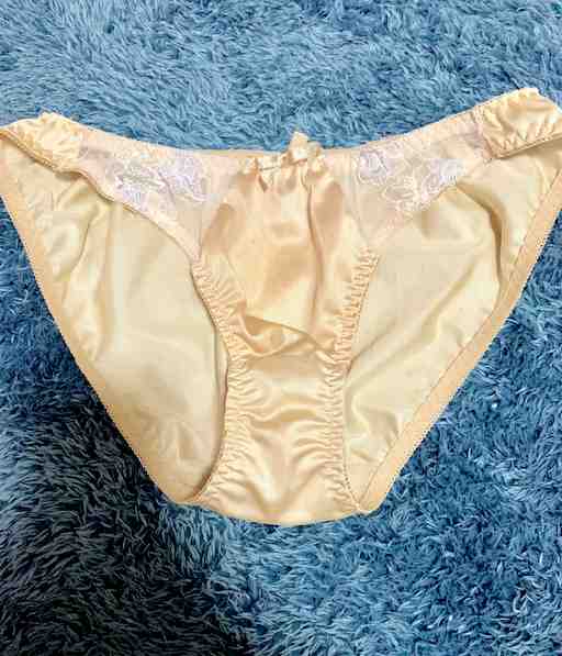 使用済み下着