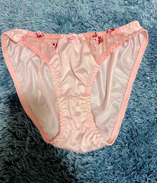 使用済み下着