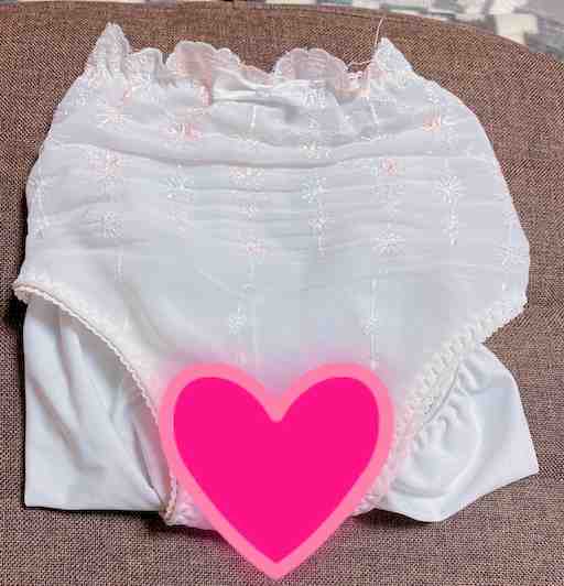 シミ付きパンツ❤️