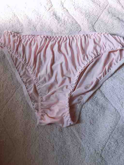 ピンクパンツ のびのび