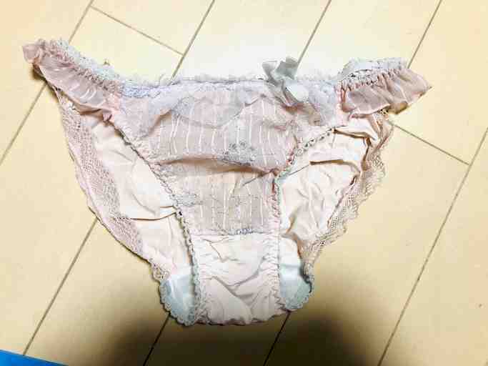 シミつきパンツ