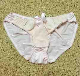 ふわふわ ロリパンツ 商品 Luscio ラシオ 女子の使用済み下着直販サイト