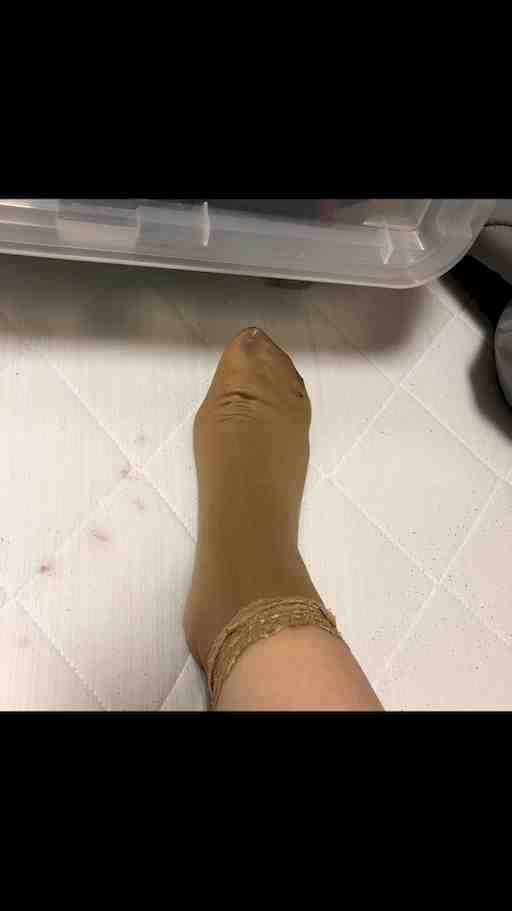 ストッキング 足首まで