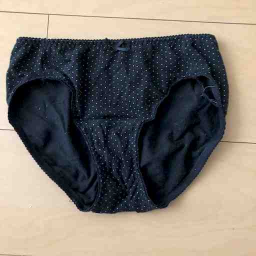 水玉のくたくたパンティ