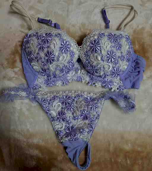 ブラ＆Tバックセット