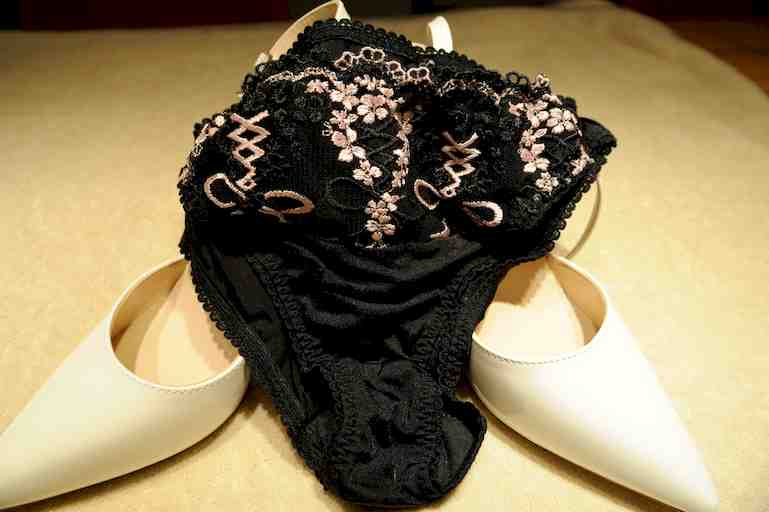 ブラック高級パンティお気に入り