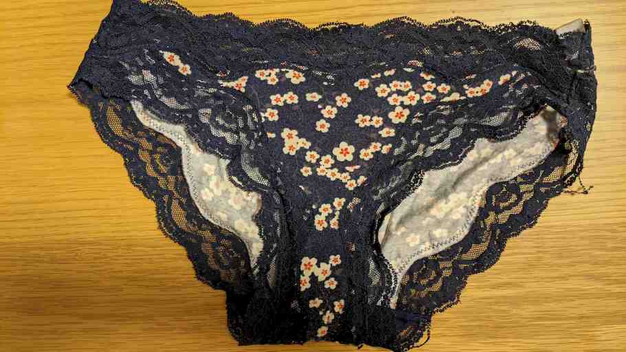 専用パンツ＆おりものシート