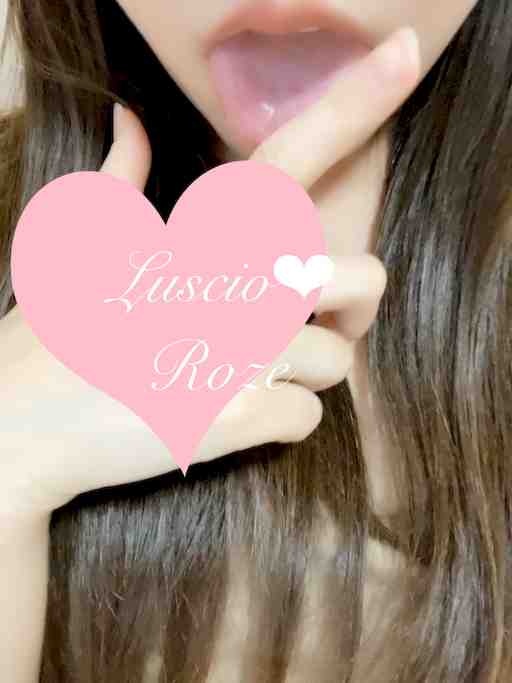 ろぜの指フェラ動画♡